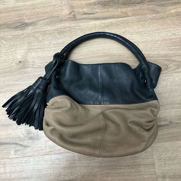 TRES Cowhide Leather Bucket Hand Bag Satchel - Picture 1 of 4